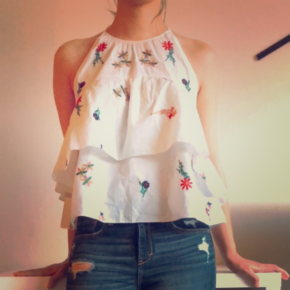 Brand new flower pattern top